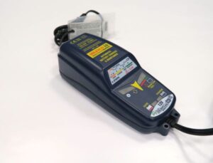 Optimate 10 - Multi Step Smart Charger/ Maintainer